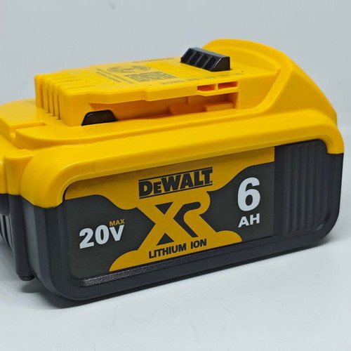 DeWALT DCB206 20V MAX XR 6.0Ah battery new