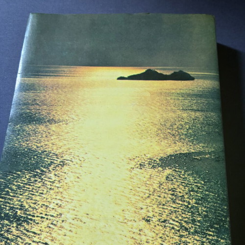 Melina Merkouri Gennithika Ellinida book like new, 1983 edition