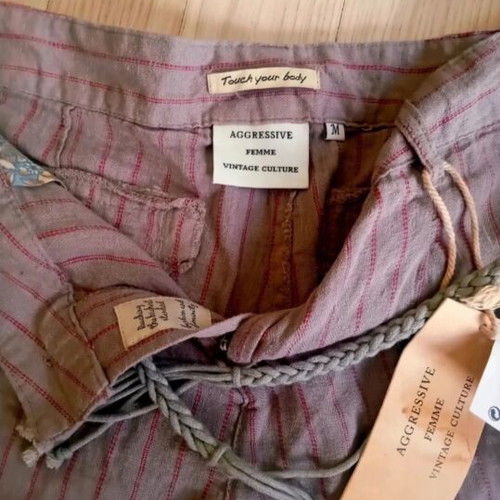 Linen shorts with knitted belt, new, size M 38 10, gray and red