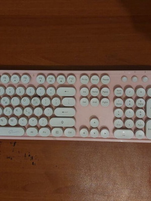 Sentio wireless keyboard and mouse set, soft pink