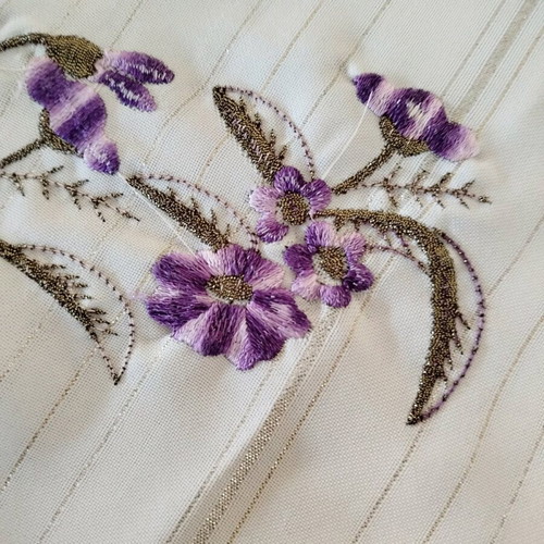 Rotonda embroidery used 0.86cm with gold weaving and lace