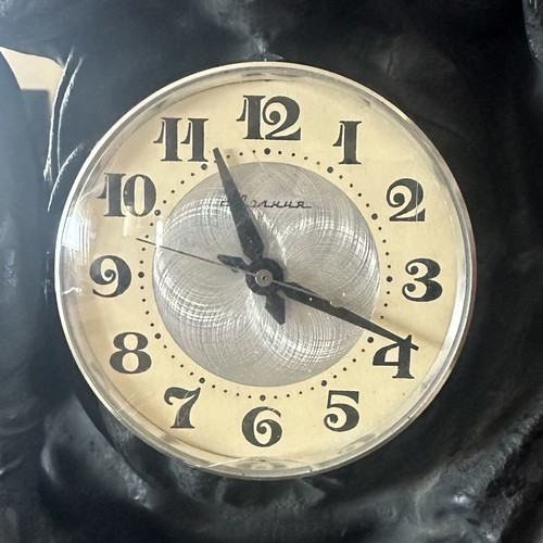 Molnija Cast Iron Vintage Mechanical Clock 15 Jewels Like New