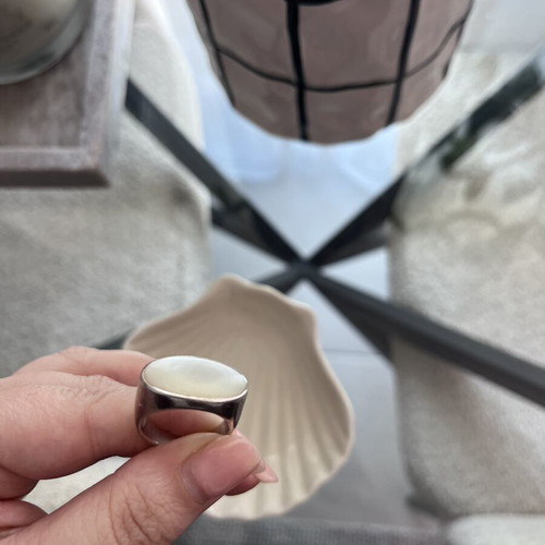 925 Silver Ring with Mother of Pearl like new