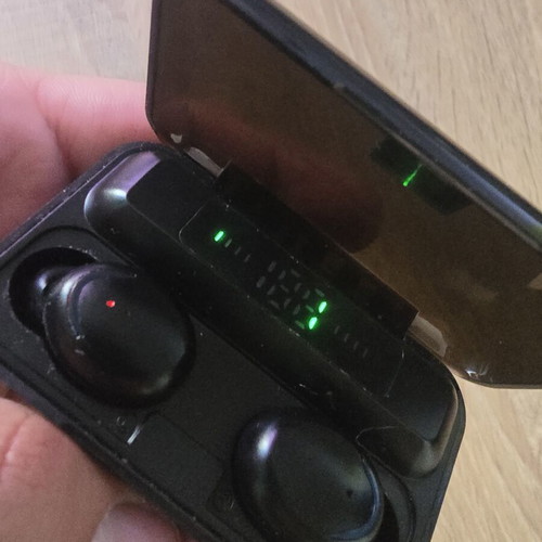 Bluetooth TWS F9 wireless earbuds used, digital LED display