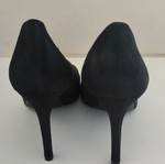 Stradivarius black suede pumps size 39