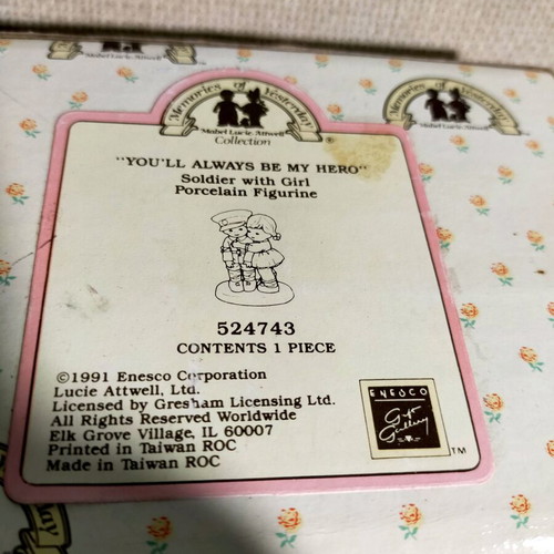 Decorative figurine collection like new