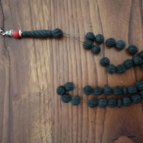 Incense Worry Beads like new, 33 handmade carved beads