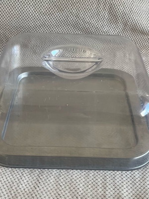 Cheese tray used with transparent lid and inox base