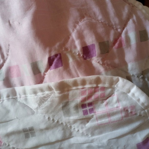 Quilt used 2.00x2.20 with slightly faded corner