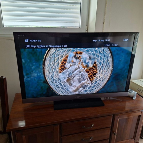 Sony Bravia KDL 40EX600 40-inch LCD TV used, full HD
