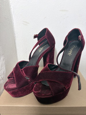 Privee velvet high heel platform sandals, burgundy, size 38