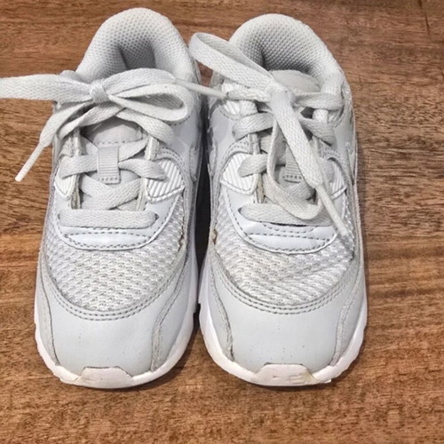 Nike Air Max 90 sneakers used, light grey toddler size 25