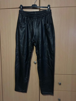Leather pants like new, size XL, black, set of 2