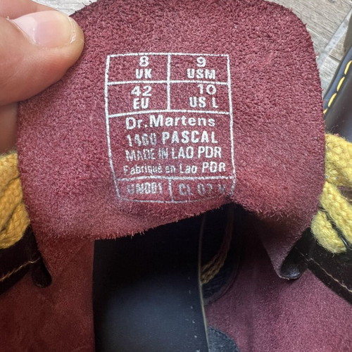 Dr Martens 1460 Burgundy boots size 42, brown