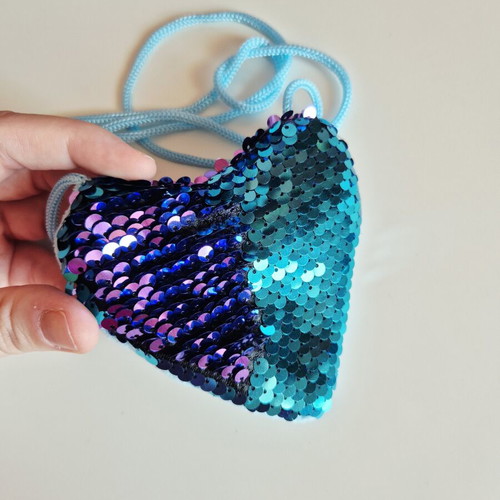 Children's wallet with blue sequins, unused