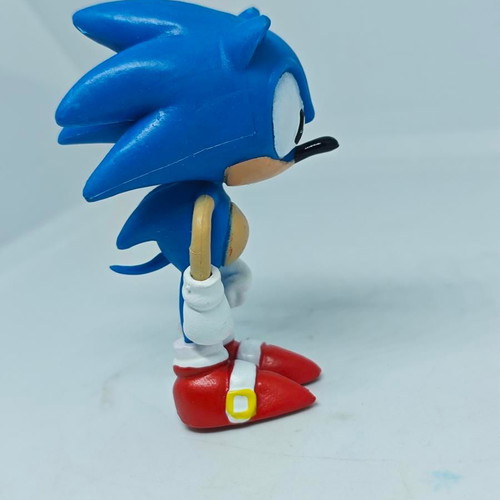 Sonic the Hedgehog collectible vintage figure like new