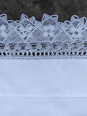 Vintage dowry pillowcases set with handmade lace pair, like new