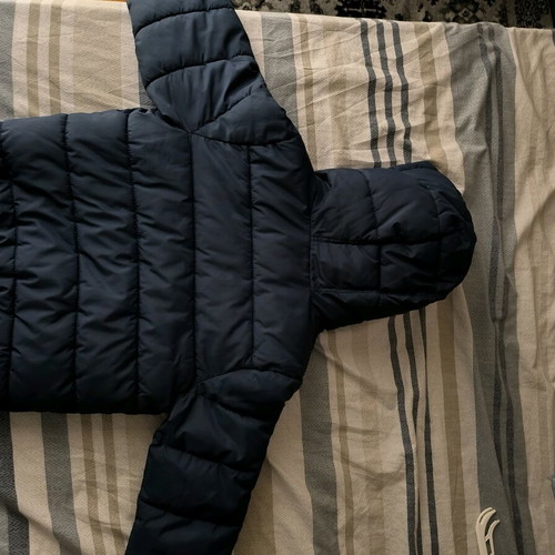 Children's thick jacket United colours of Benetton like new, blue