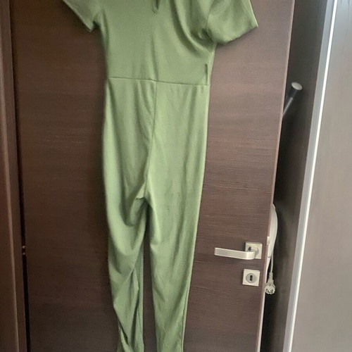 Ribbed jumpsuit khaki like new, small and medium sizes