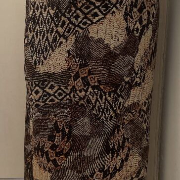 Satin maxi skirt animal print, elastic waist, size L-XL