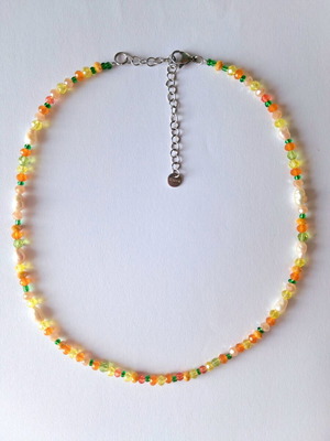 Carrot handmade necklace new, multicolored