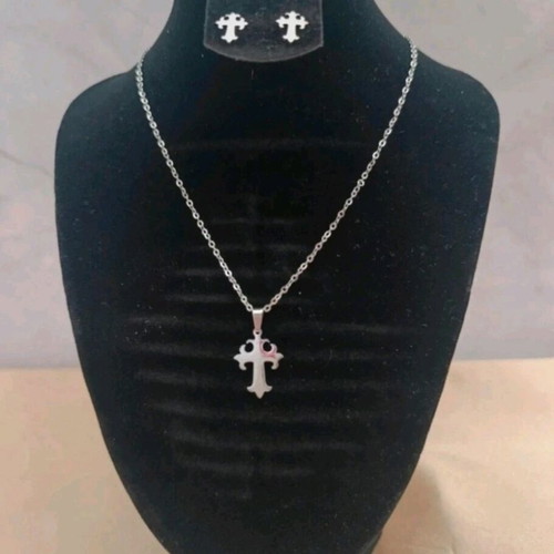 Necklace and earrings set new, silver