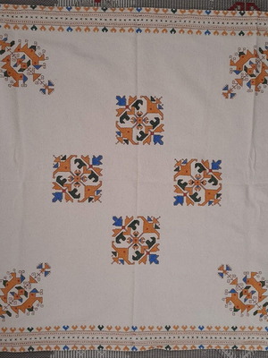 Tablecloth with Byzantine design new, rustic etamine 90x90cm