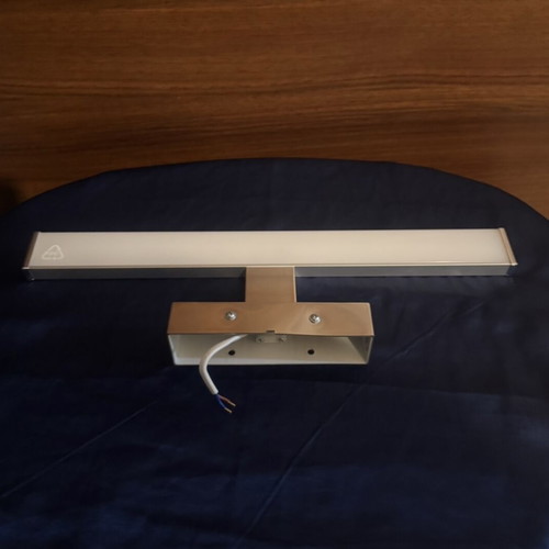 LED wall light like new, 40cm light, 15cm base