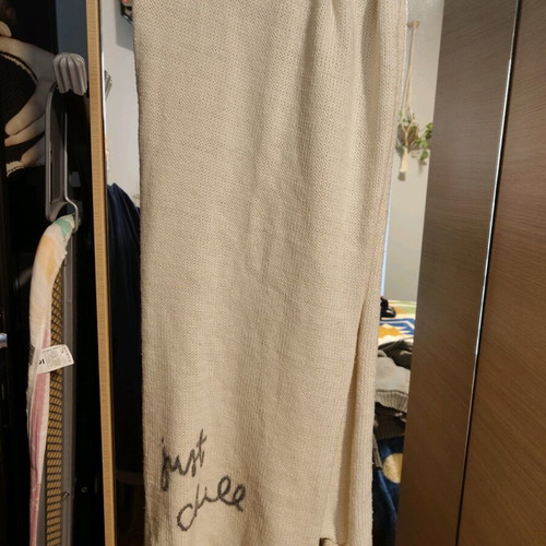 Aerie wool scarf like new, white