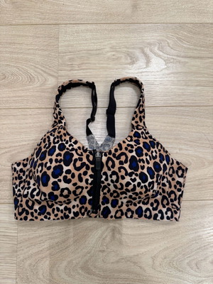 Victoria's Secret sports bra new, multicolor, size S 34C