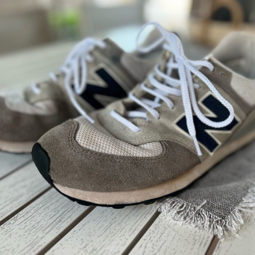 New Balance men's sneakers used, beige and blue