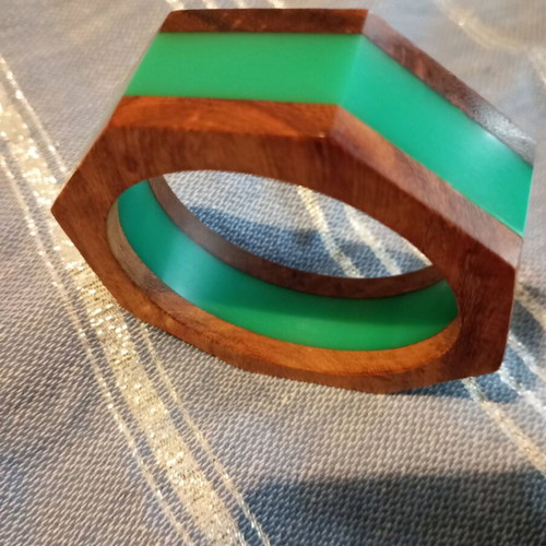Polygonal wooden bracelet like new