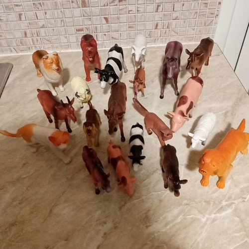Animal Farm plastic animals like new