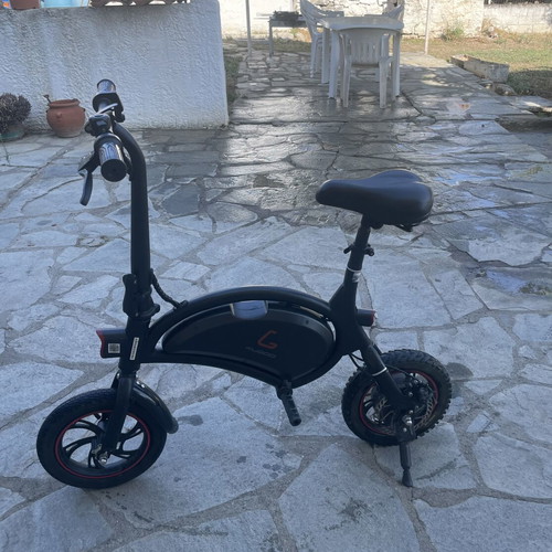 KUGOO electric bike, black with red details