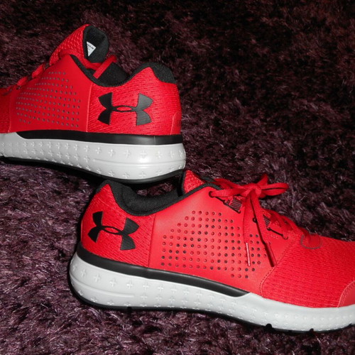 Under Armour Micro G Fuel Run sports shoes new, size 47, red