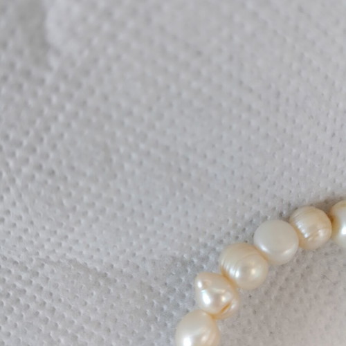 Pearl bracelet vintage, like new, white