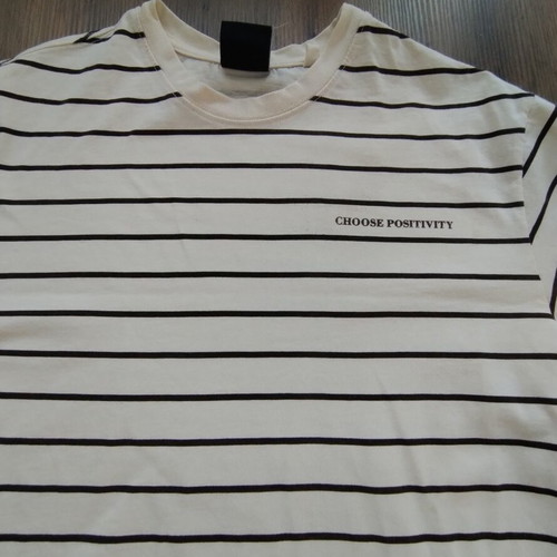 T-shirt Pull & Bear like new, size L, worn once