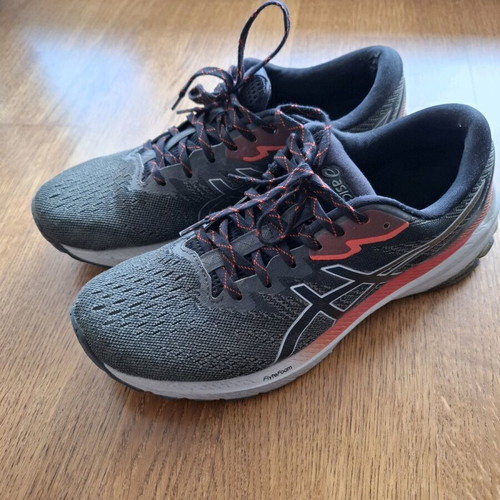Asics αθλητικά παπούτσια μεταχειρισμένα, μέγεθος 44, μοντέλο GT-1000