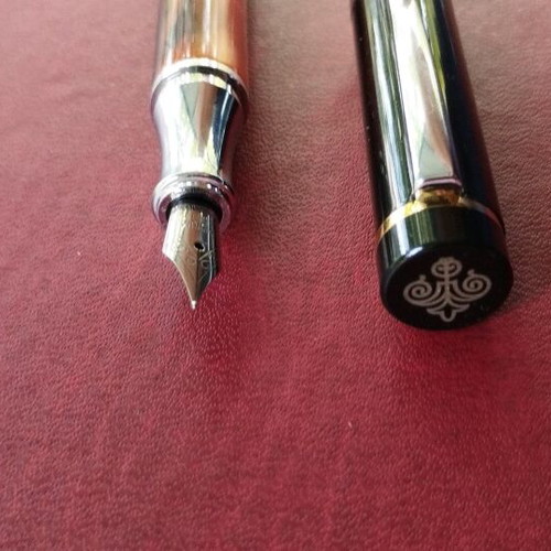 Iridium Point Pen with Signature new, acrylic brown-amber body