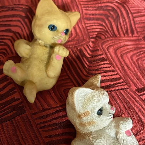 Playful cat figurines set of 5 new