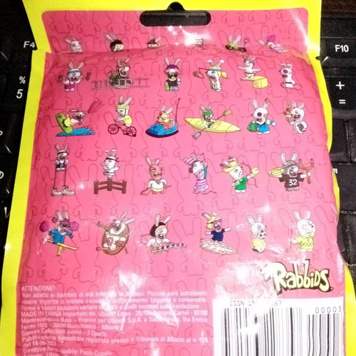 Rabbids Invasion figures set of 5 like new with extras