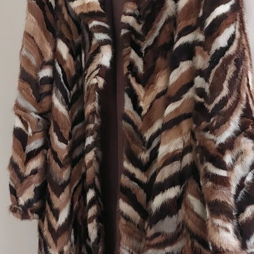 Mink fur like new, excellent quality, size L