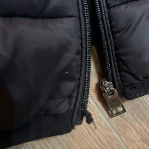 Pull&Bear black unisex jacket used with zipper issue size M