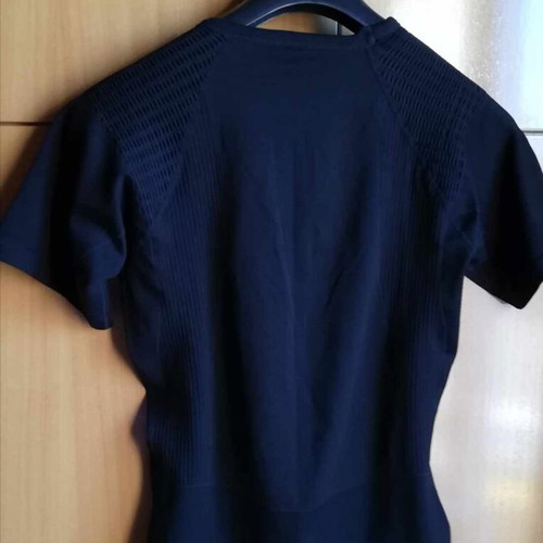 ΠΤΩΣΗ ΤΙΜΗΣ! Τελική τιμή 7€  Αρχική τιμή αγγελίας 12€ Αθλητικό μπλουζάκι.Μαύρο. Μέγεθος XL