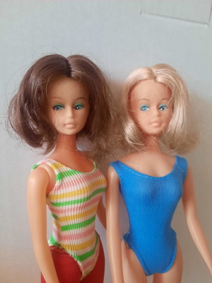 Fashion dolls lot of 2 used, Hong Kong 70s/80s