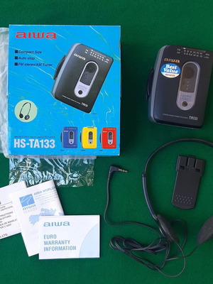 Aiwa HS-TA133 Walkman 1985 vintage new in box