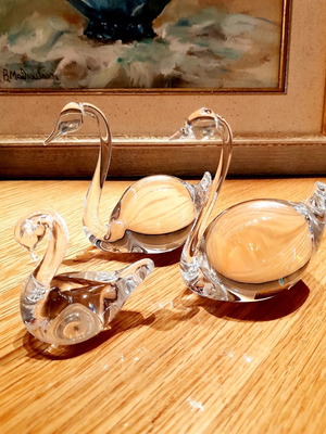 Комплект от 3 кристални фигури на лебед Kosta Boda & Hering Crystal нови