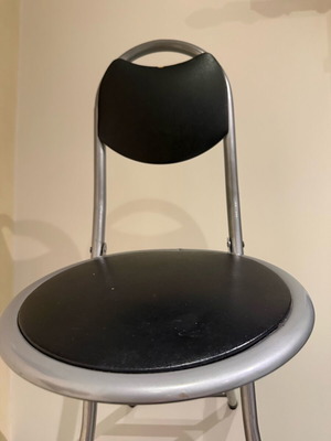 Σκαμπό σαν καινούργιο