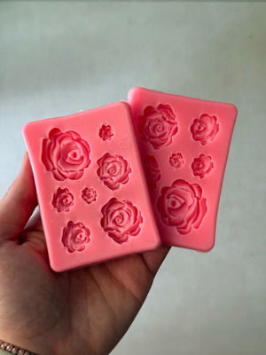 Силиконови форми с цветя употребявани, комплект от 2 броя