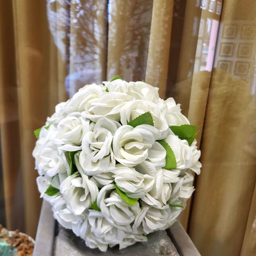 Decorative Ball of White Roses like new